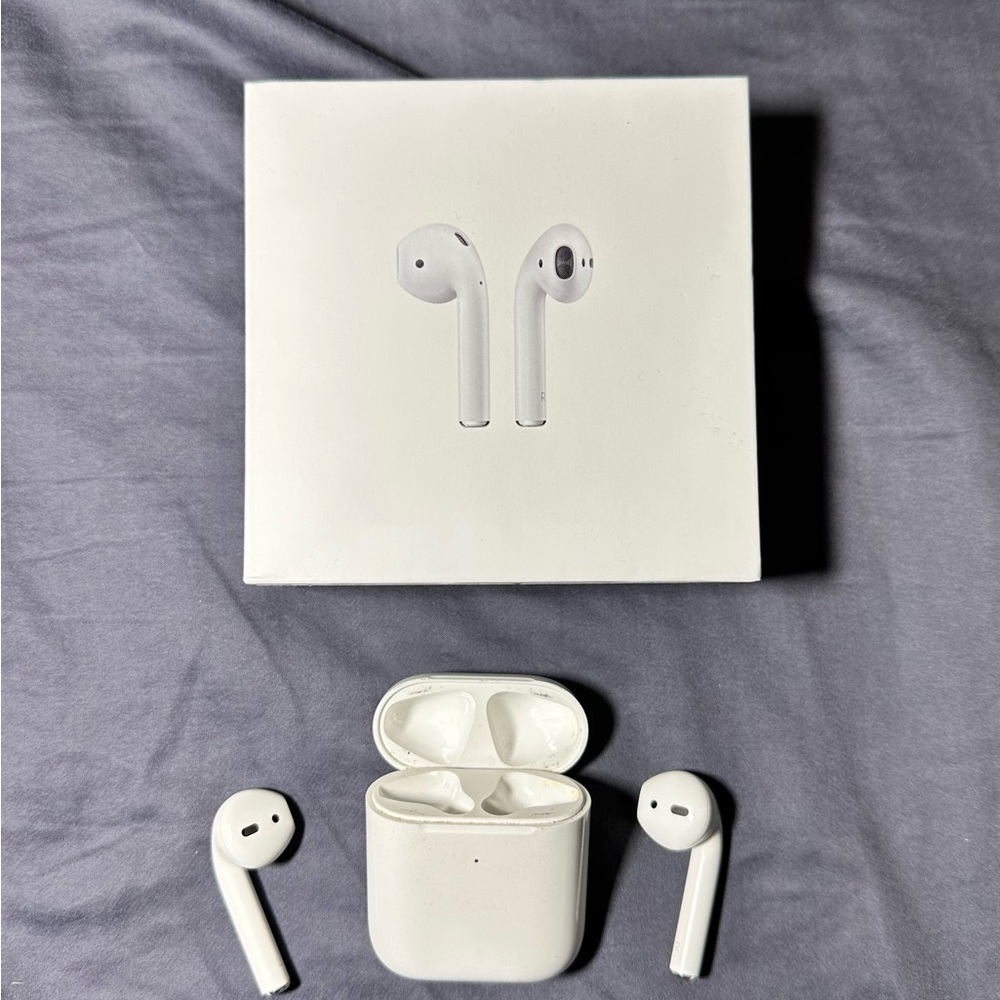 Apple AirPods (2nd Gen) - not working